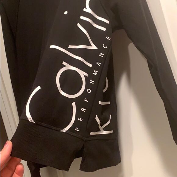 🎉1 hr sale 🎉Calvin klan blouse - Picture 2 of 5